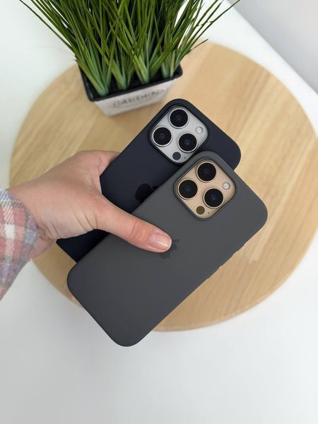 Чехол Silicone Case с MagSafe для iPhone 16 Plus &mdash; силиконовый &mdash; Fuchsia / Фуксия A2734 фото